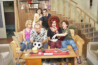 Serien Ableger aus Ungarn - Eine schrecklich nette Familie