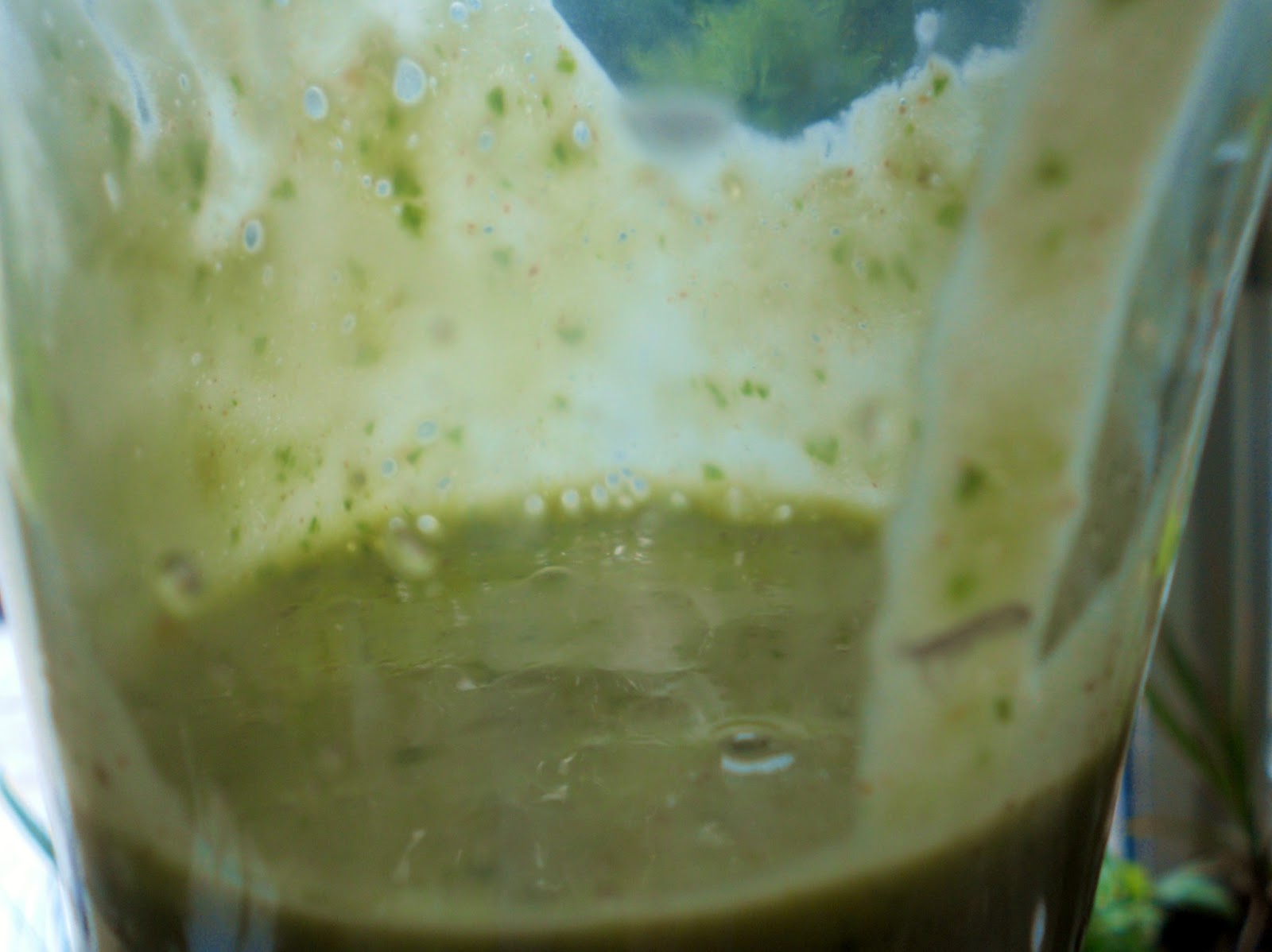 Banana, Date PB Green Smoothie vegan