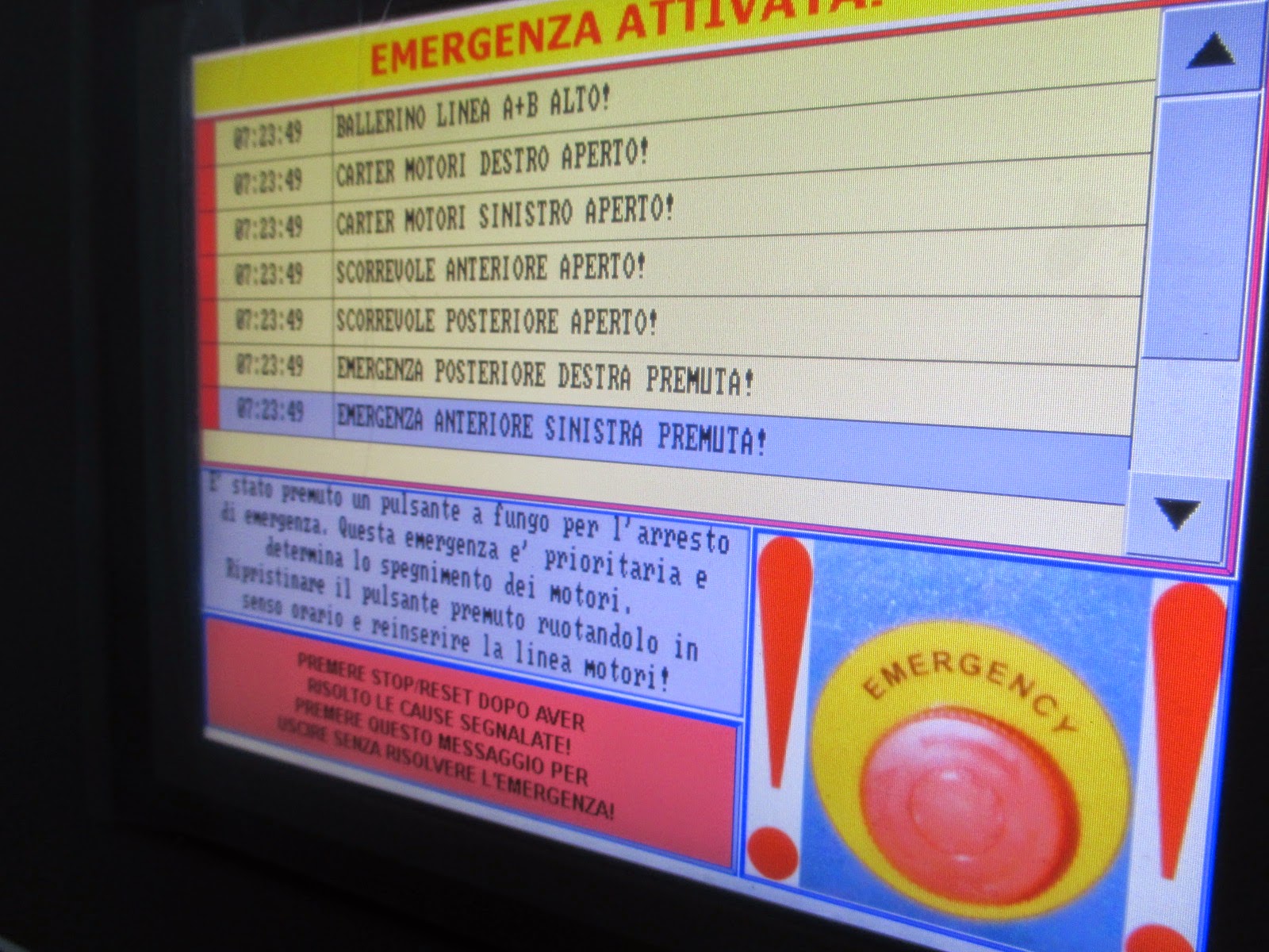Pulsante di emergenza box stop diametro 90 rosso Giovenzana PR1M9W01