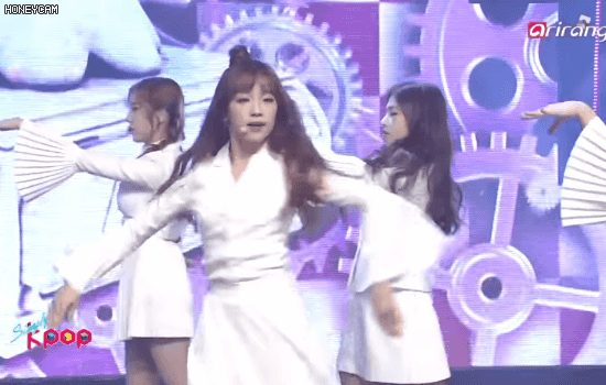 에이프릴 교차 편집 장인