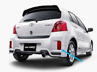 Harga Dan Fisik : Reflektor Belakang Kanan Toyota New Yaris (2012) Harga Dan Fisik : Reflektor Belakang Kanan Toyota New Yaris (2012)