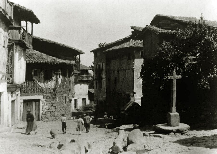 Sucesos En Ciudad Rodrigo Y Alrededores Impresiones sobre Ciudad Rodrigo y alrededores de un viajero de 1832