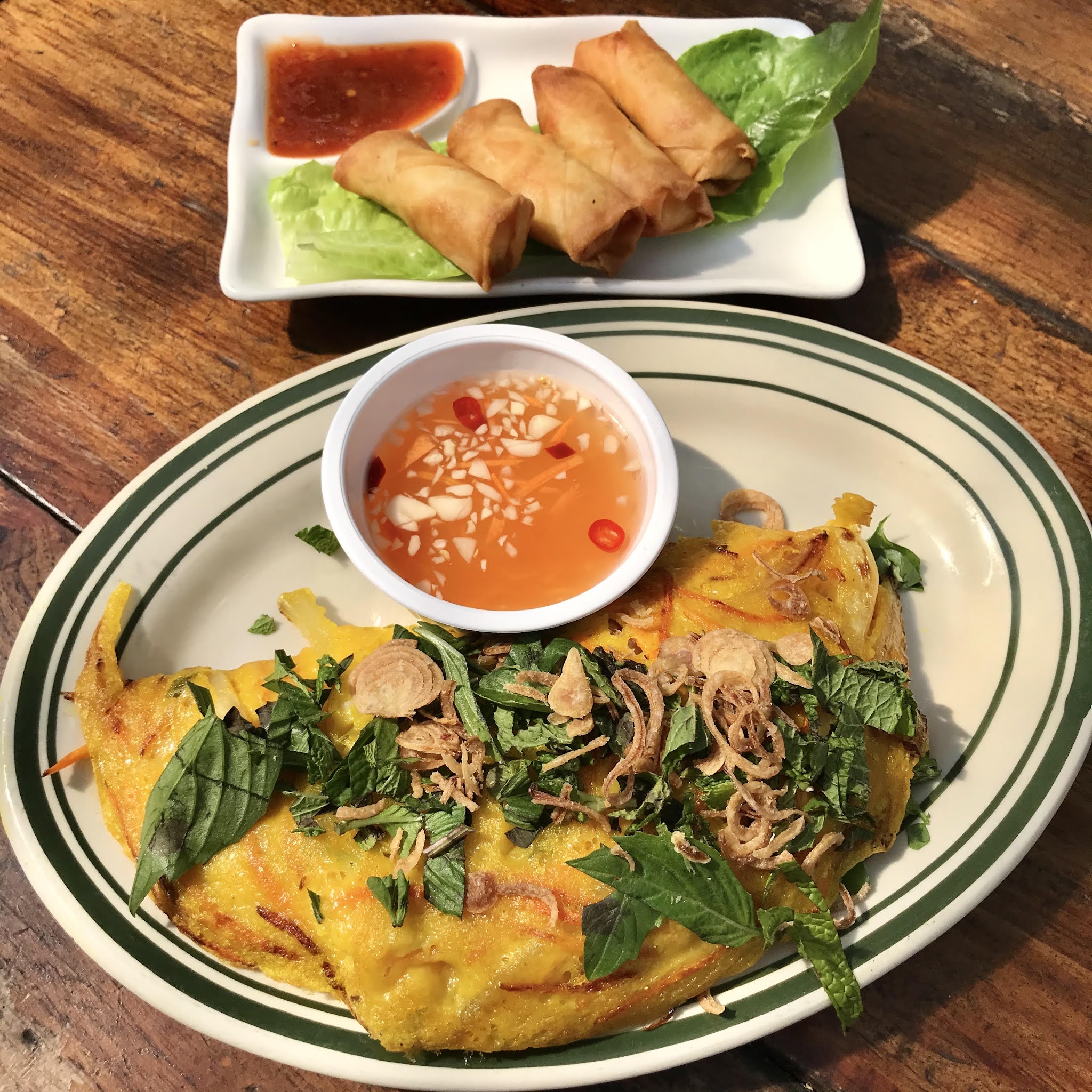 H A R L E M + B E S P O K E EAT A SAVORY VIETMANESE CREPE IN HARLEM