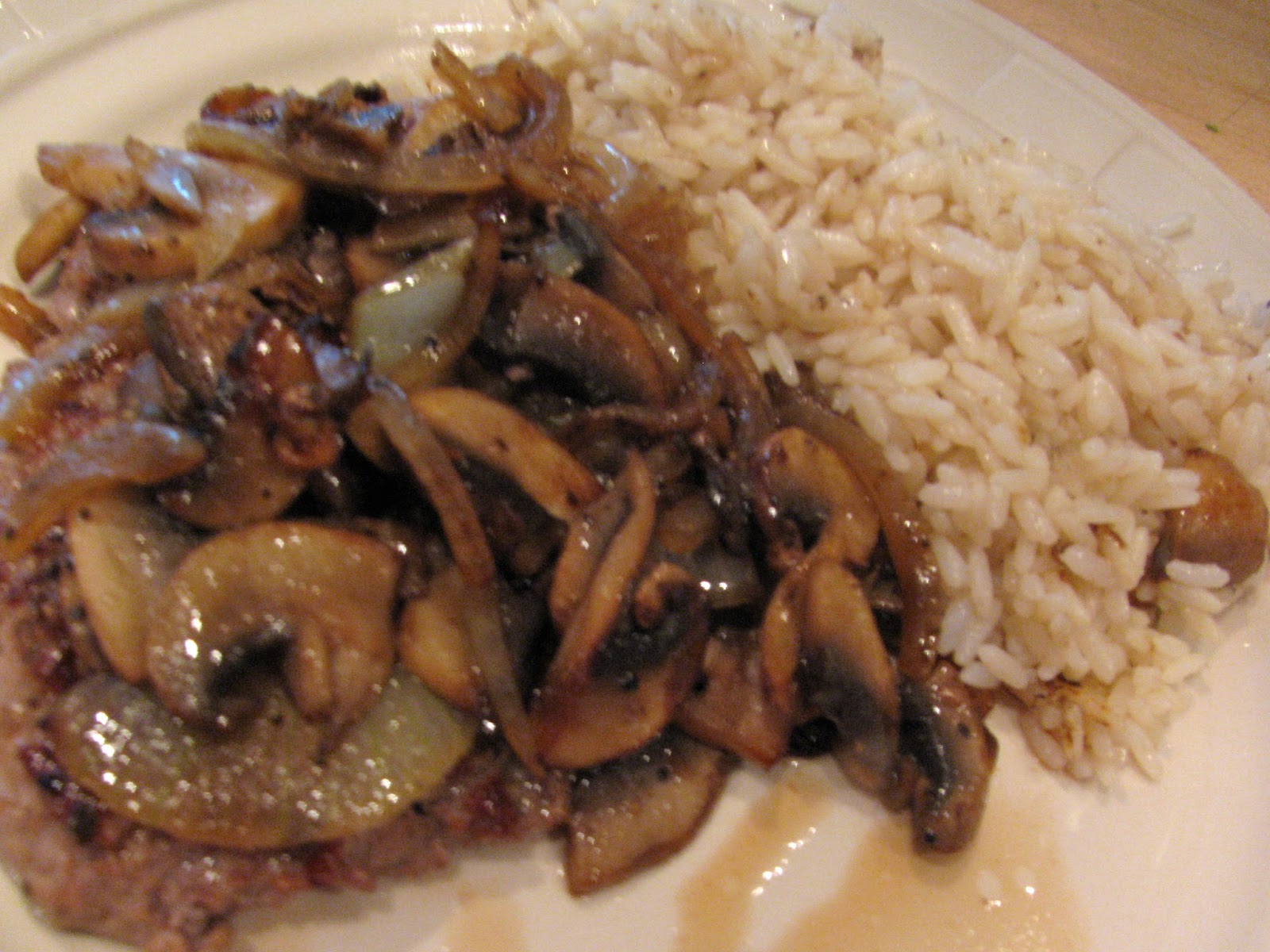 Rita's Recipes Cube Steak with Sauteed Mushrooms and Onions
