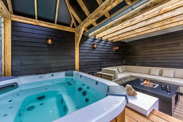 Spa facility and swimming pool in the garden