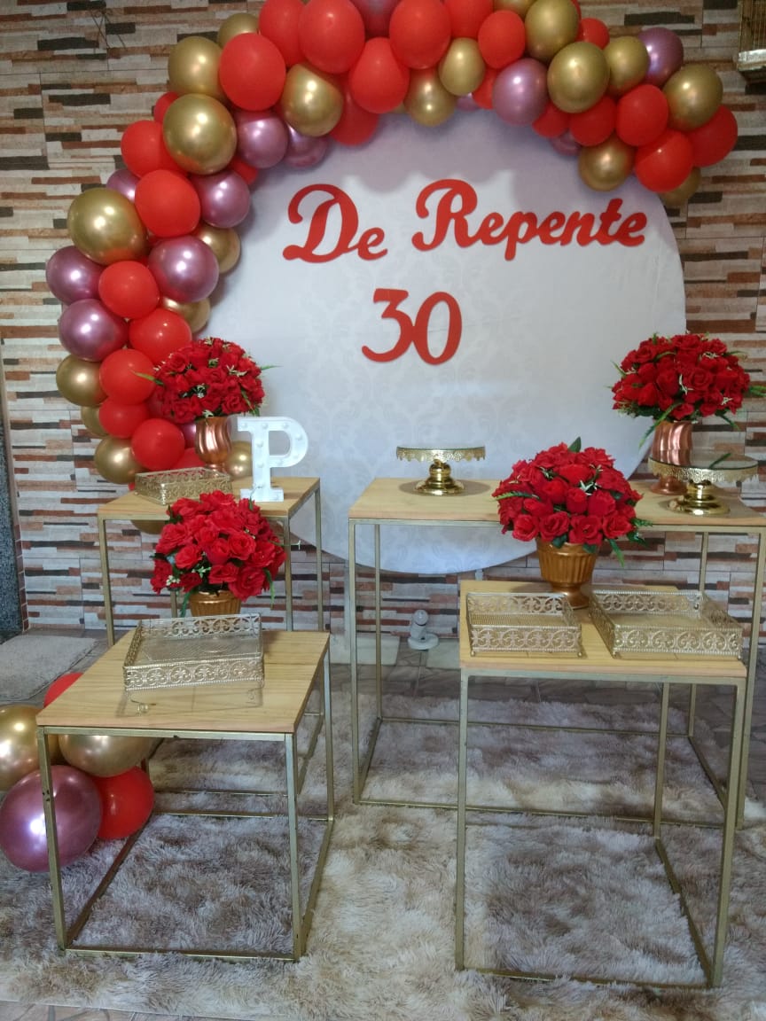 DECORAÇÃO DE FESTAS EM NOVA IGUAÇU ANA MARIA FESTAS Decoração vermelho, rosê e dourado DECORAÇÃO DE FESTAS EM NOVA IGUAÇU ANA MARIA FESTAS Decoração vermelho, rosê e dourado