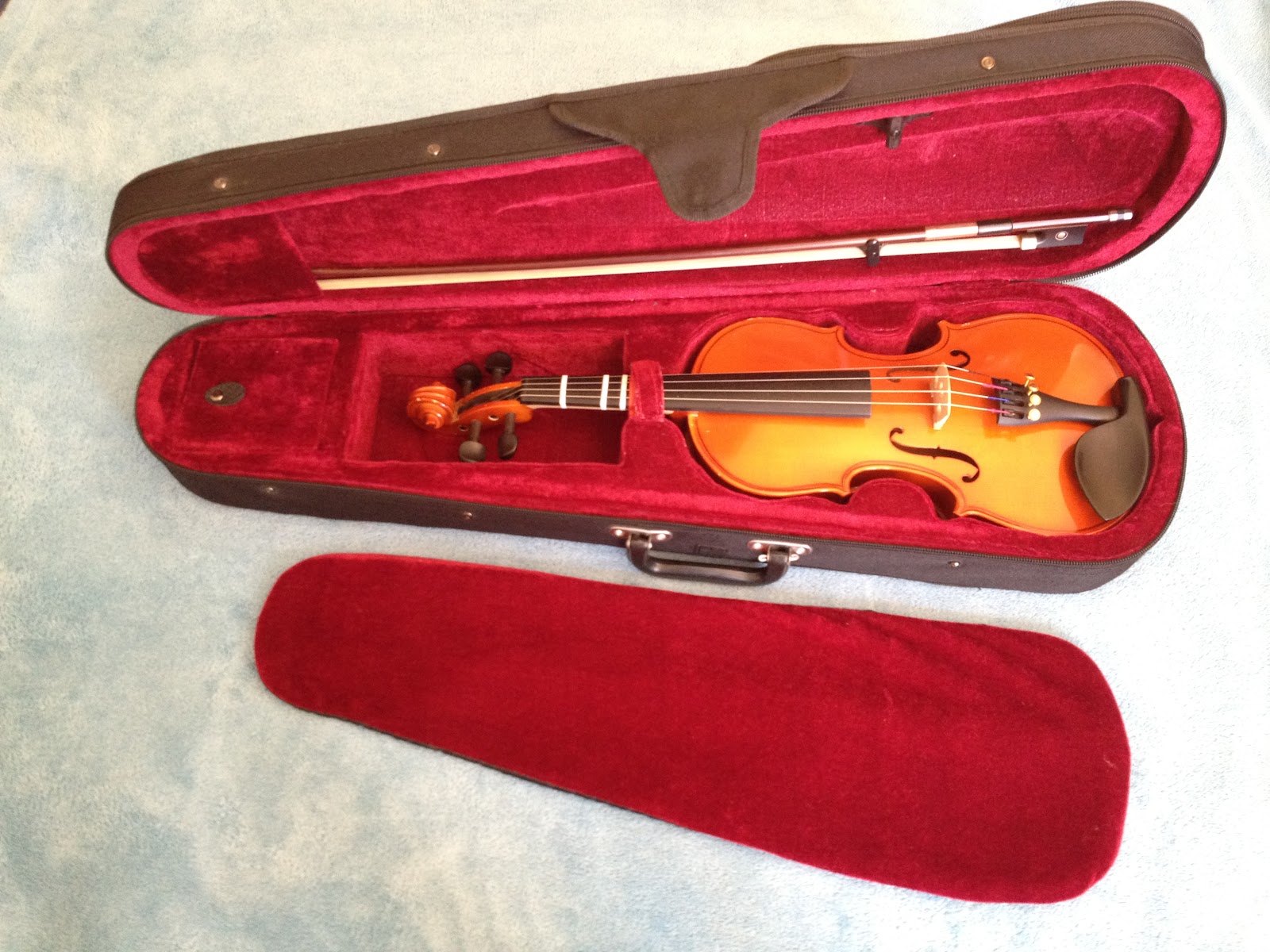 Goodworth Music SOLD! 1/2 Violin (German Engineered STEUBEN Violin) 200