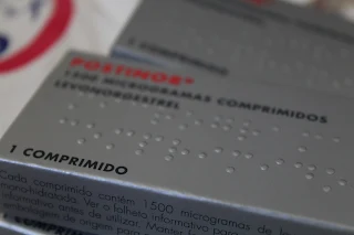 Tomar pílula do dia seguinte menstruada, o que pode acontecer?