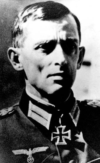 Oberst Heinrich Kodre 14 May 1941 worldwartwo.filminspector.com