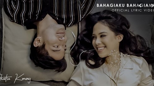 Lirik Lagu Bahagiaku Bahagiamu Ghaitsa Kenang Luthfi Aulia Lirik Lagu Kece Lirik Lagu Bahagiaku Bahagiamu Ghaitsa Kenang Luthfi Aulia Lirik Lagu Kece