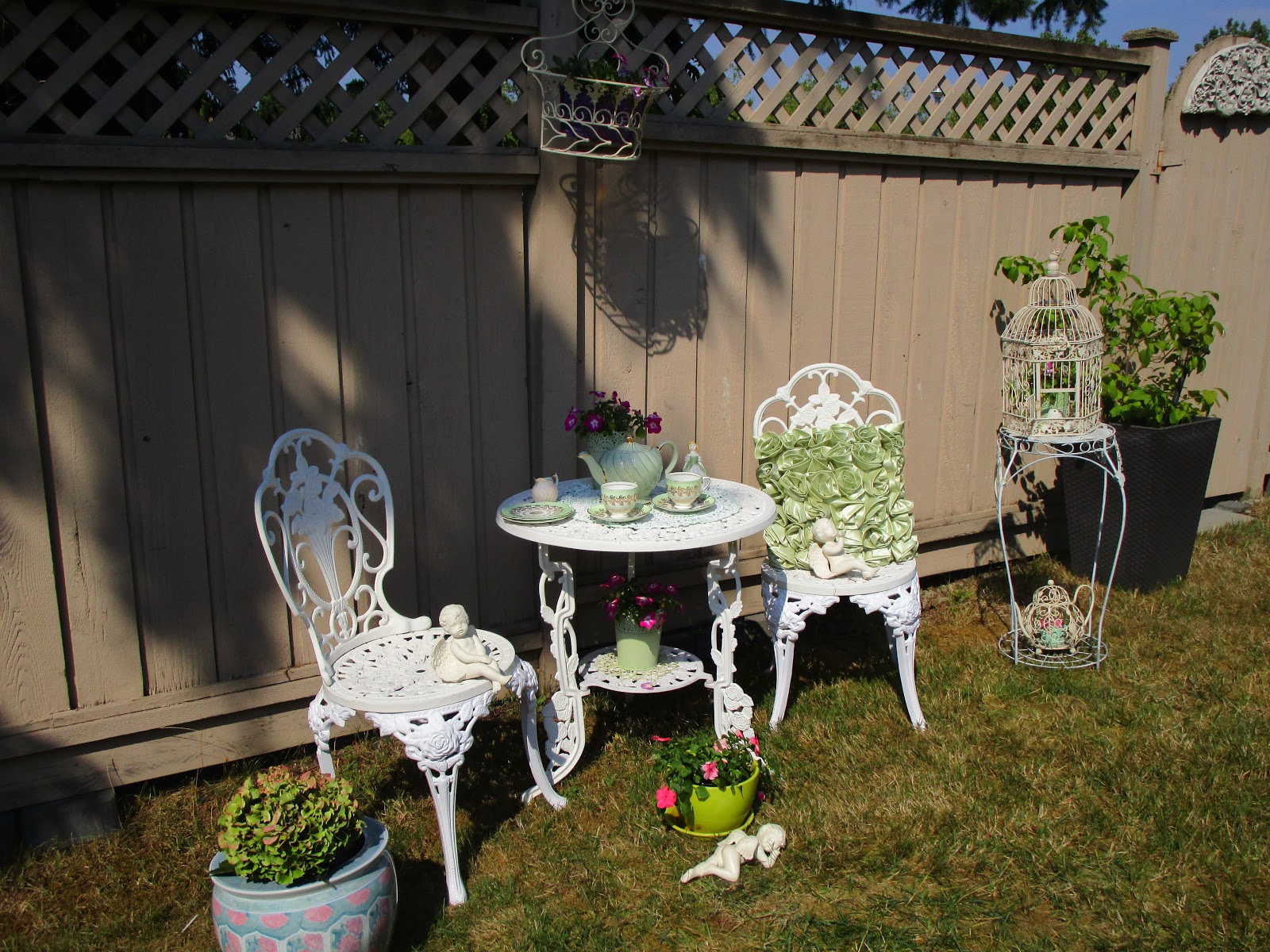 Karen's Cottage and Castle