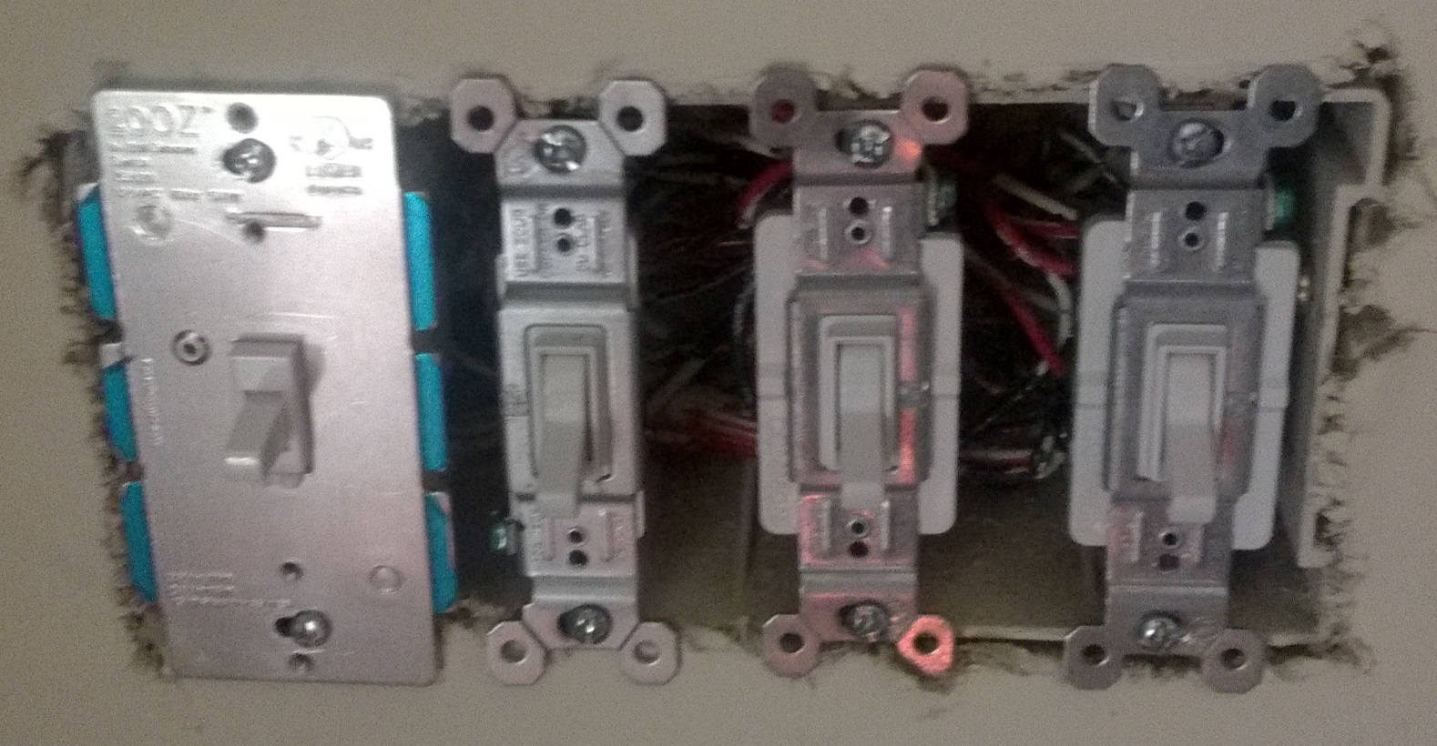 RABCBot: Zooz ZEN24 Toggle Dimmer Review