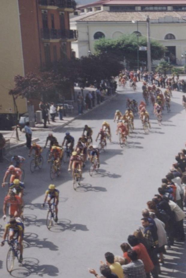 La Magica Atripalda Il Passaggio Del Giro D Italia Di Ciclismo