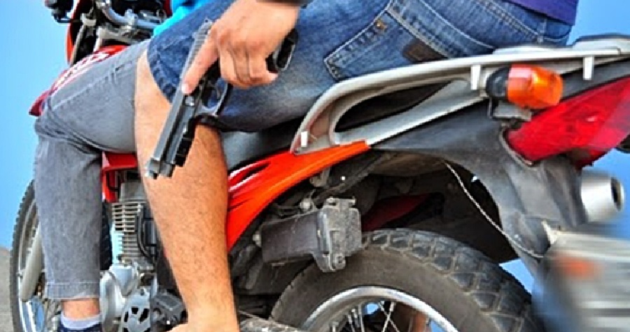 Homem é assassinado com disparos de arma de fogo em Massaroca, Juazeiro (BA) - Portal Spy Homem é assassinado com disparos de arma de fogo em Massaroca, Juazeiro (BA) - Portal Spy