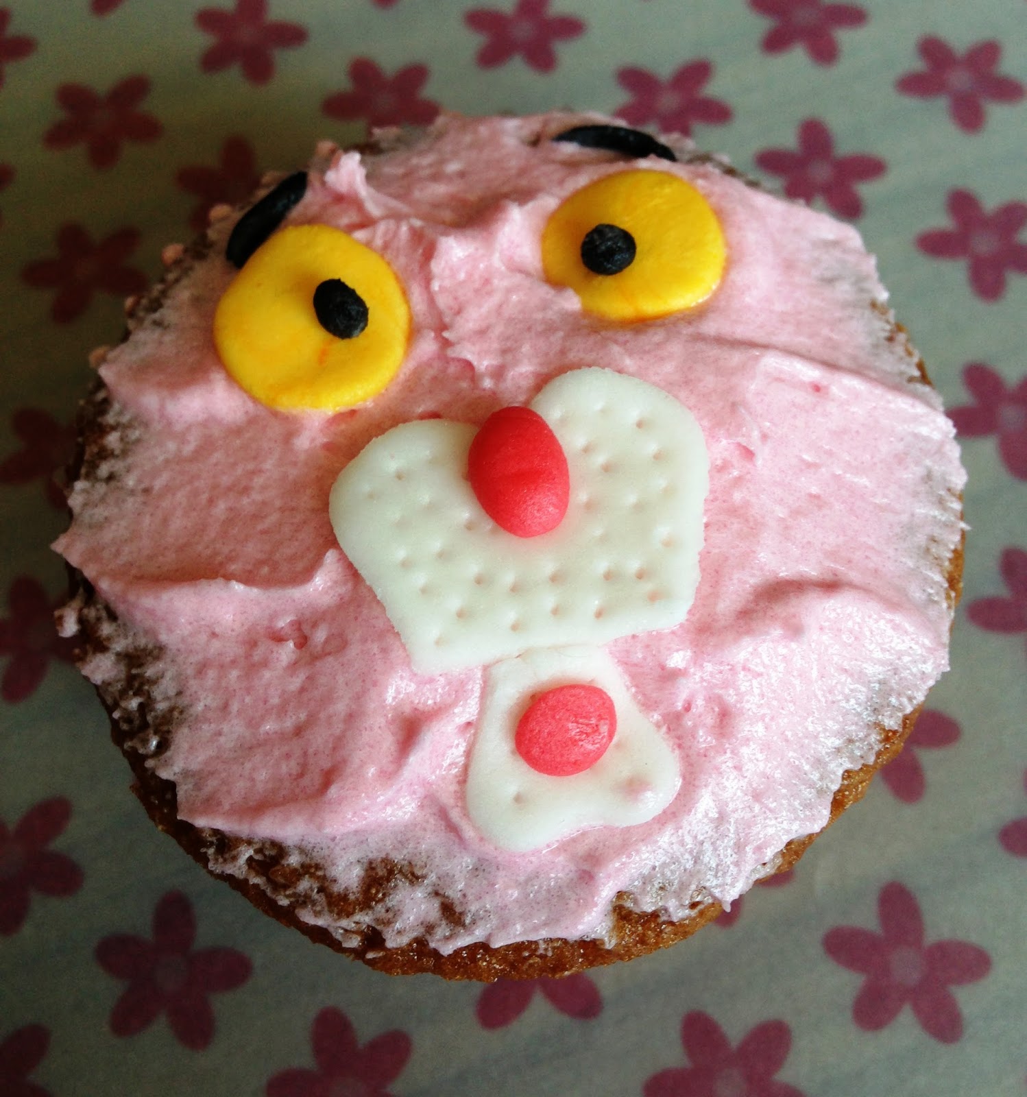 Divina Tarta: Cupcakes Pantera Rosa
