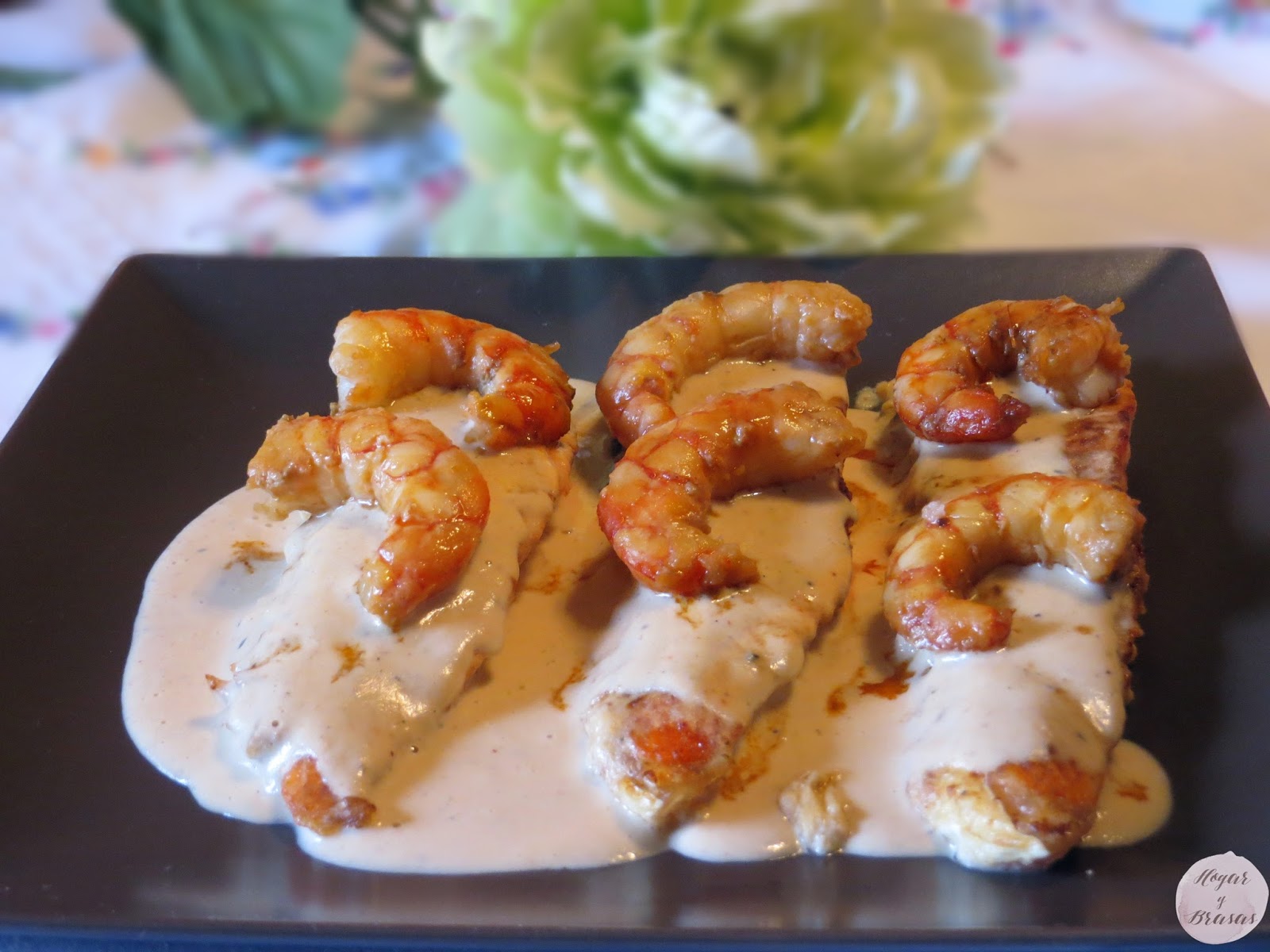 Salmón con salsa de gambas Hogar y Brasas
