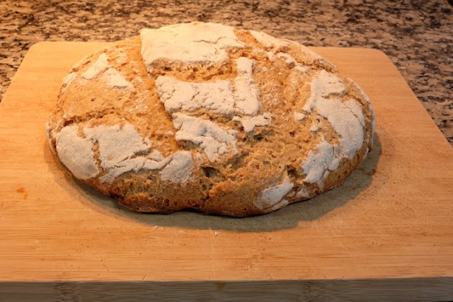 Receta de masa madre en casa FÁCIL (sin comprar levadura)