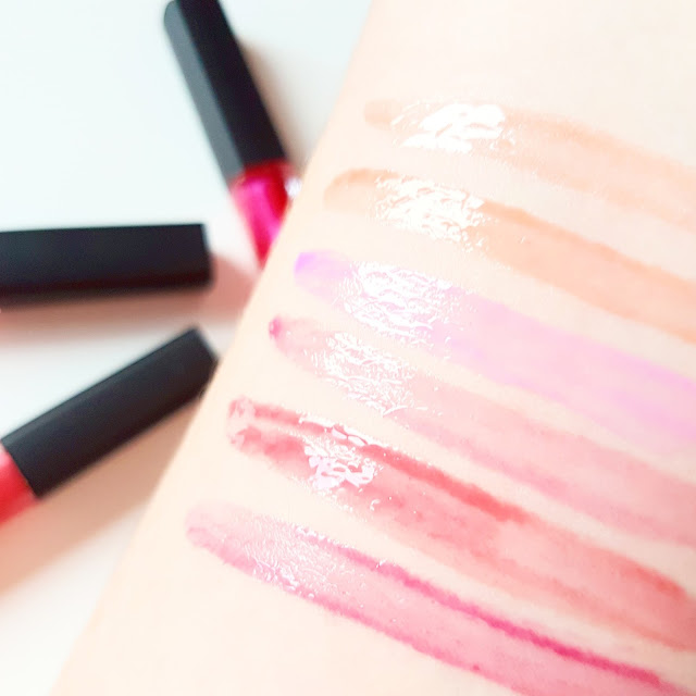 The Sparkle & Shine Collection from SEVENTEEN contains Lip Lustre lip glosses in sheer pink, peach and nude shades.