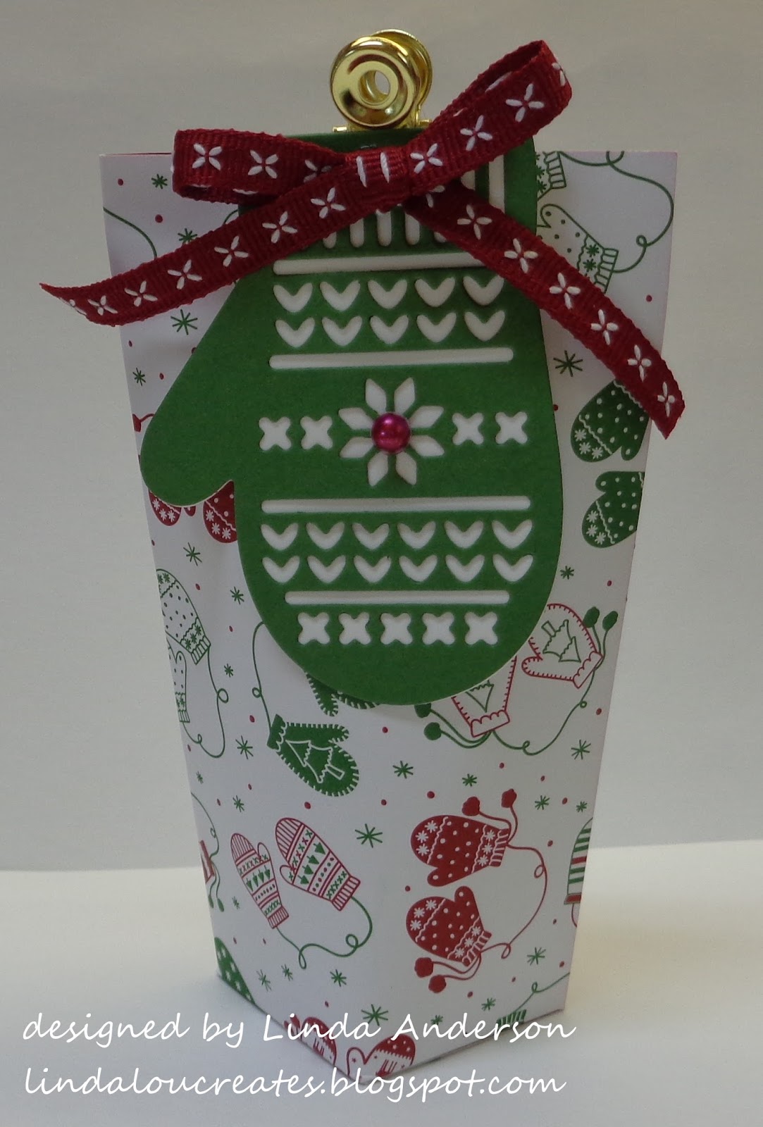 Linda Lou Creates Christmas Treat Holder AND Video