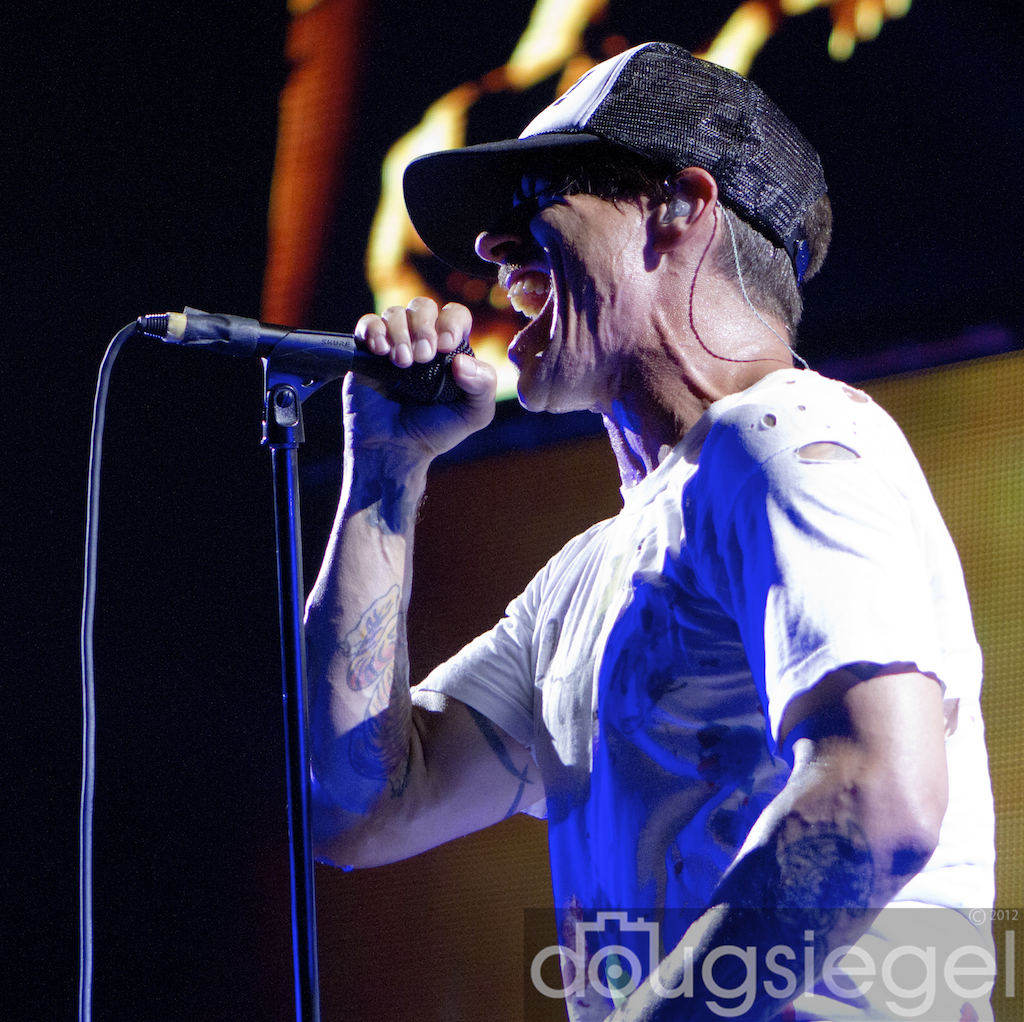 The Red Hot Chili Peppers Return to San Diego Concert Photos Magazine