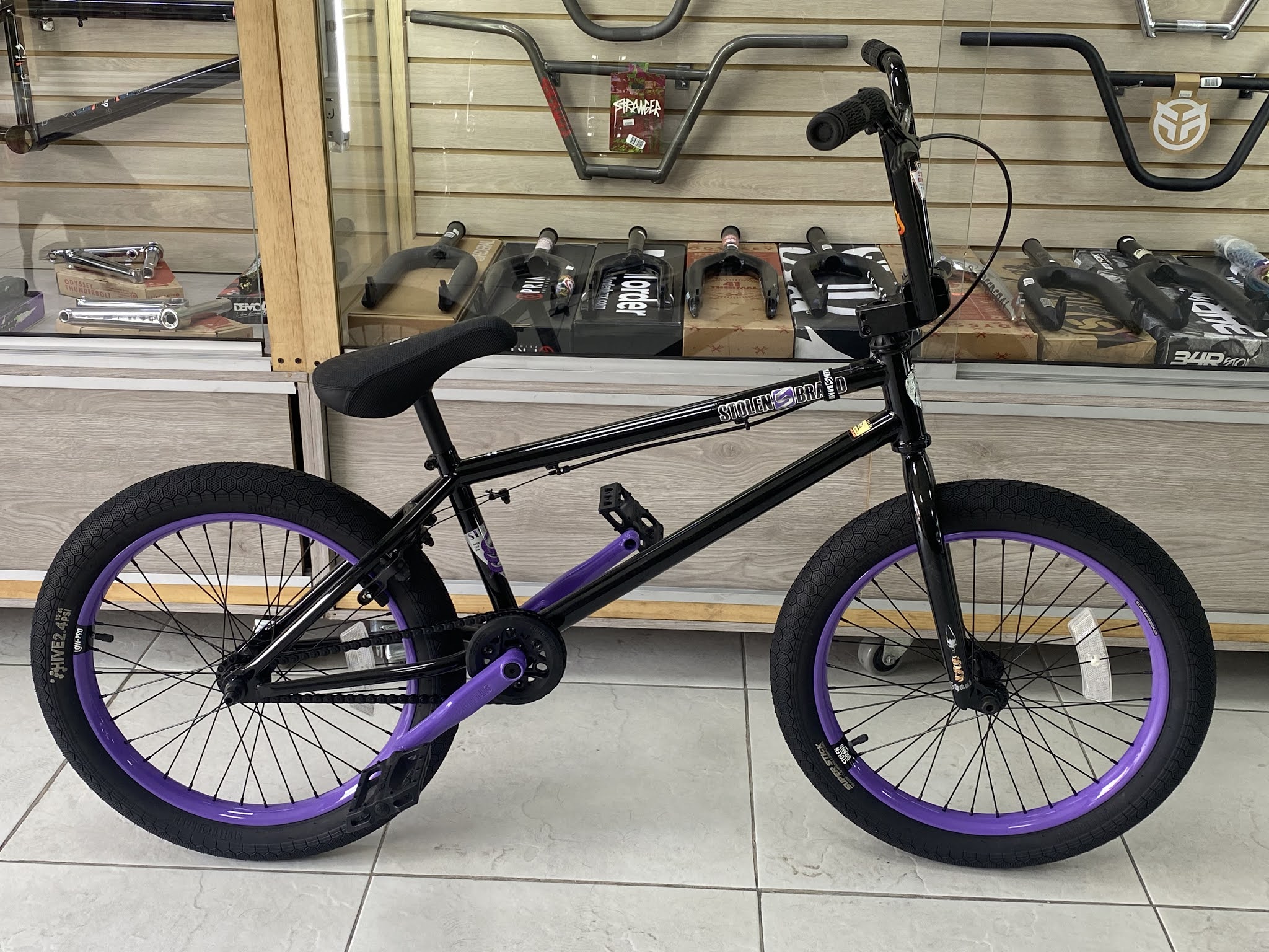 FUEL DISTRIBUTION BMX