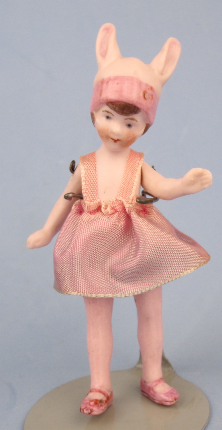 Austin Doll Collectors Society Easter Bunny