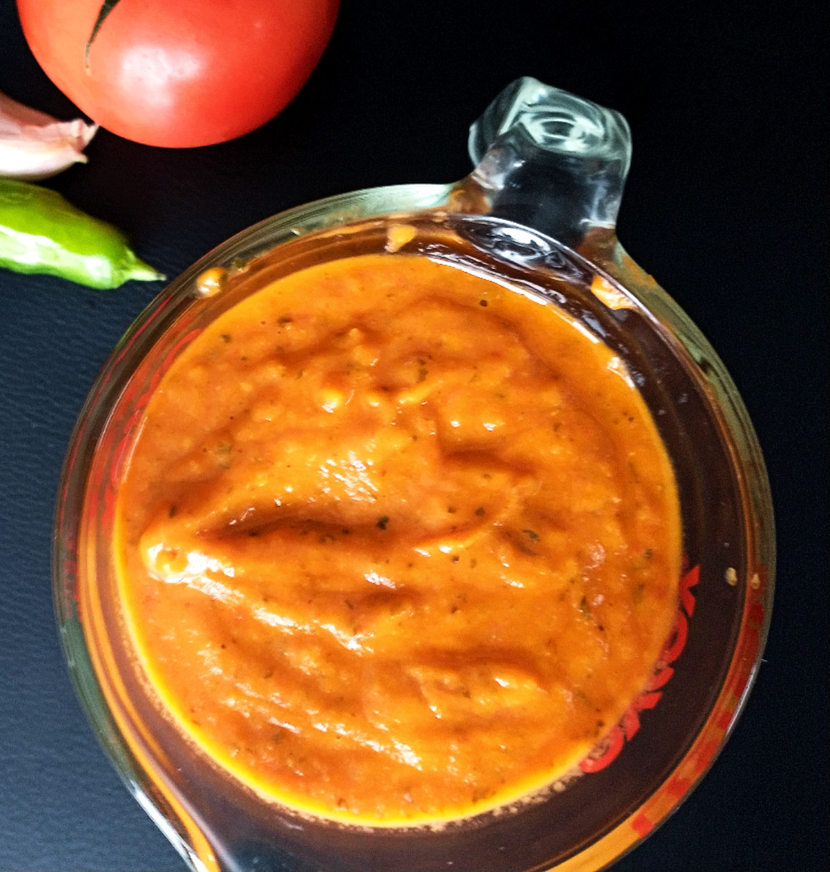 homemade spicy tomato sauce