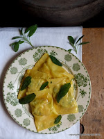 https://salzkorn.blogspot.com/2016/08/blog-buster-zucchini-maultaschen.html