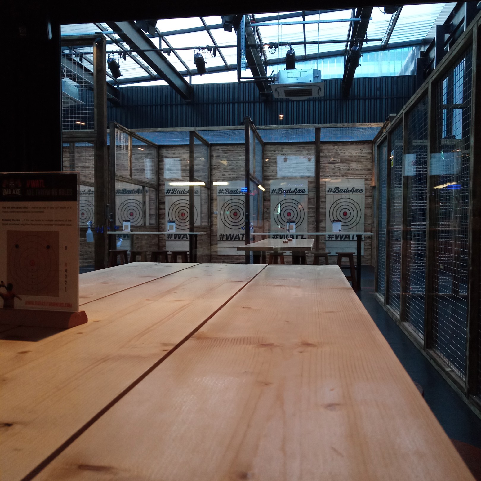 Supersupergirl's Food Reviews [Bad Axe Throwing] New Axe throwing