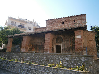 βυζαντινό ναό των Ταξιαρχών (Μητρόπολης) στην Καστοριά