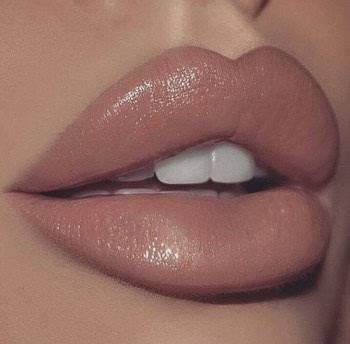 الكراميلي والبني الفاتح الكراميلي والبني الفاتح