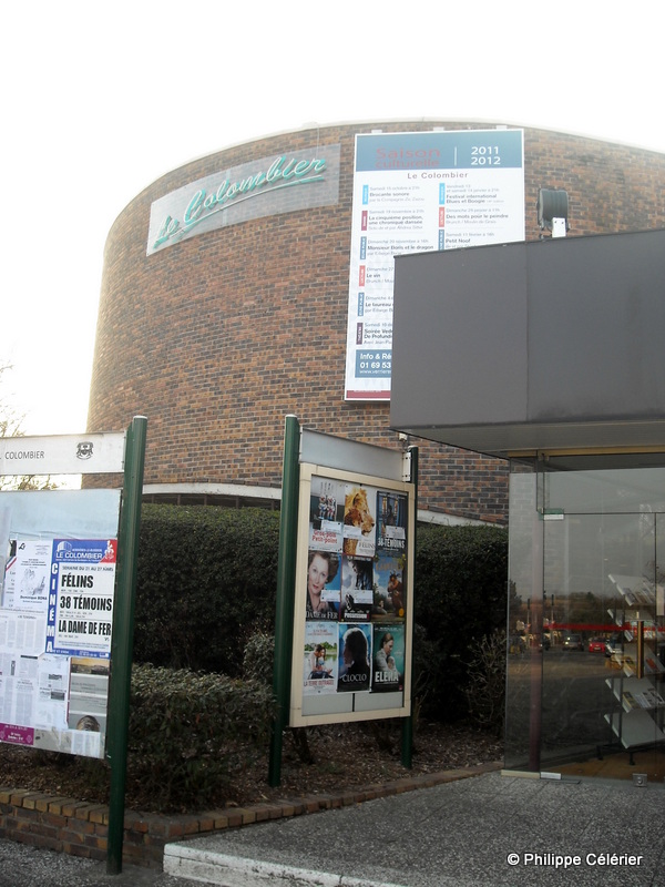 CinéFaçades Colombier (VerrièresleBuisson 91)