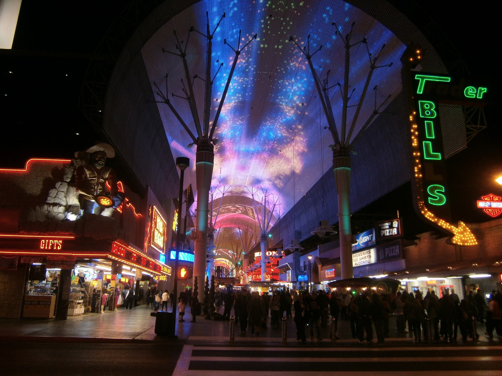 Adventures In Weseland The Fremont Street Experience Las.