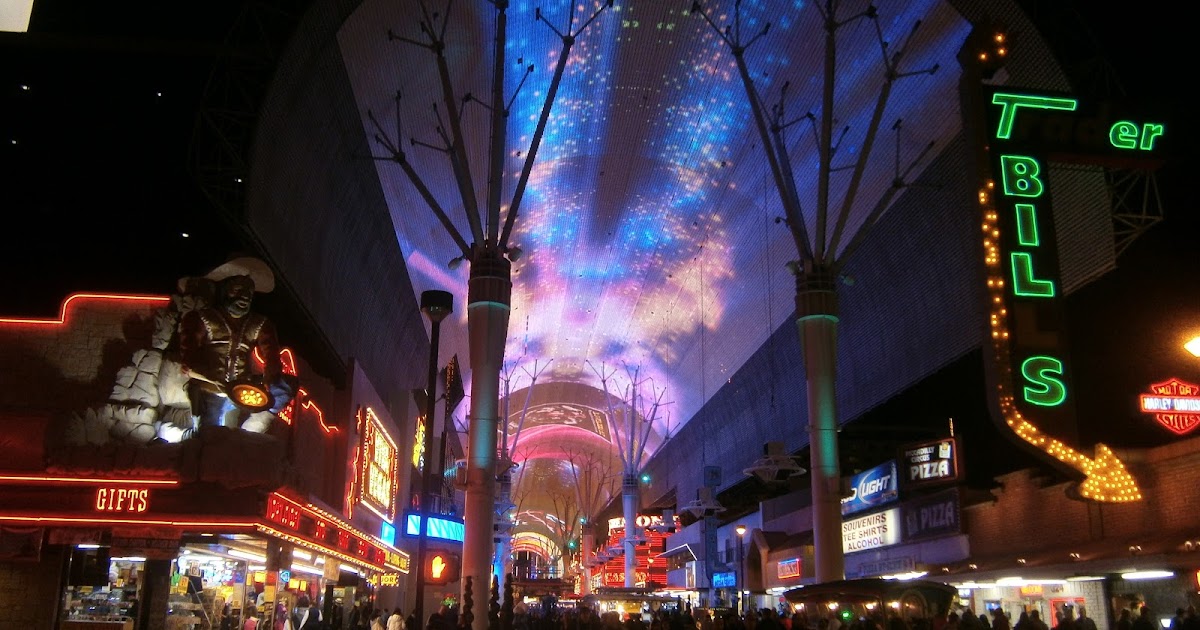 las vegas hotels fremont street experience