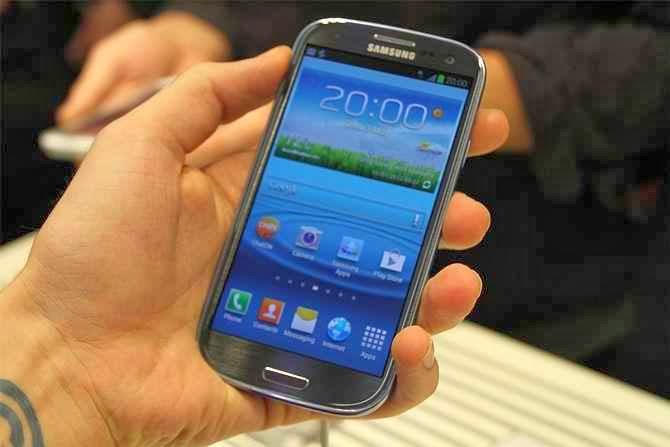 Samsung Galaxy S3  Mini  GT I8190 Review Spesifikasi dan 