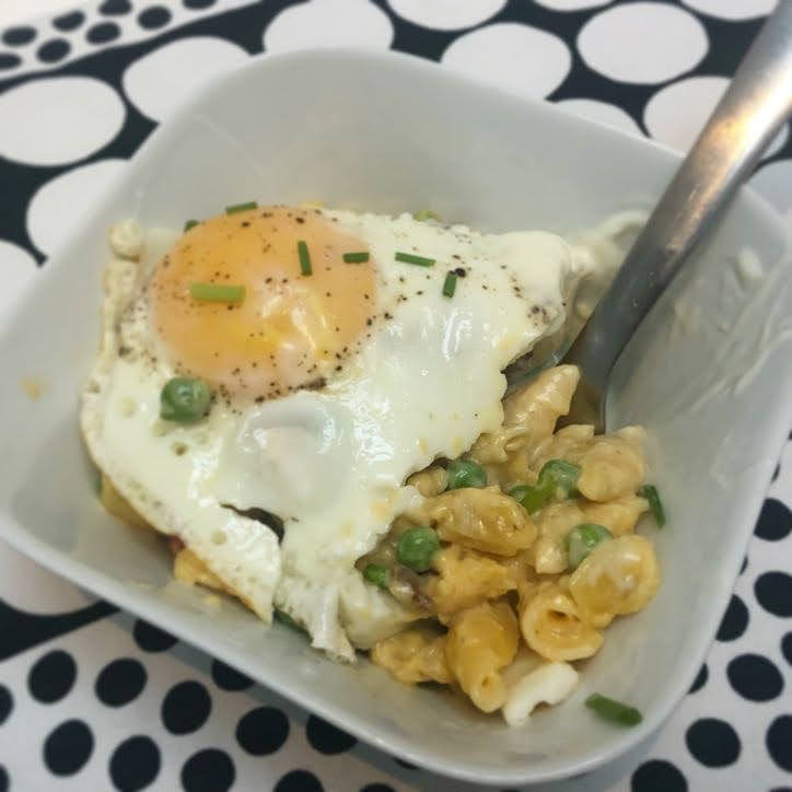 BREAKFAST MACARONI & CHEESE