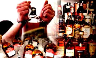 शराब को लेकर छापेमारी,चार कारोबारी गिरफ्तार, शराब को लेकर थानाध्यक्ष लगातार कर रहे है छापेमारी। शराब को लेकर छापेमारी,चार कारोबारी गिरफ्तार, शराब को लेकर थानाध्यक्ष लगातार कर रहे है छापेमारी।