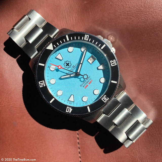 Second Hour Gin Clear Diver Pastel Blue
