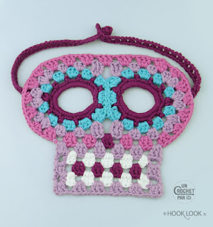 masque granny skull au crochet