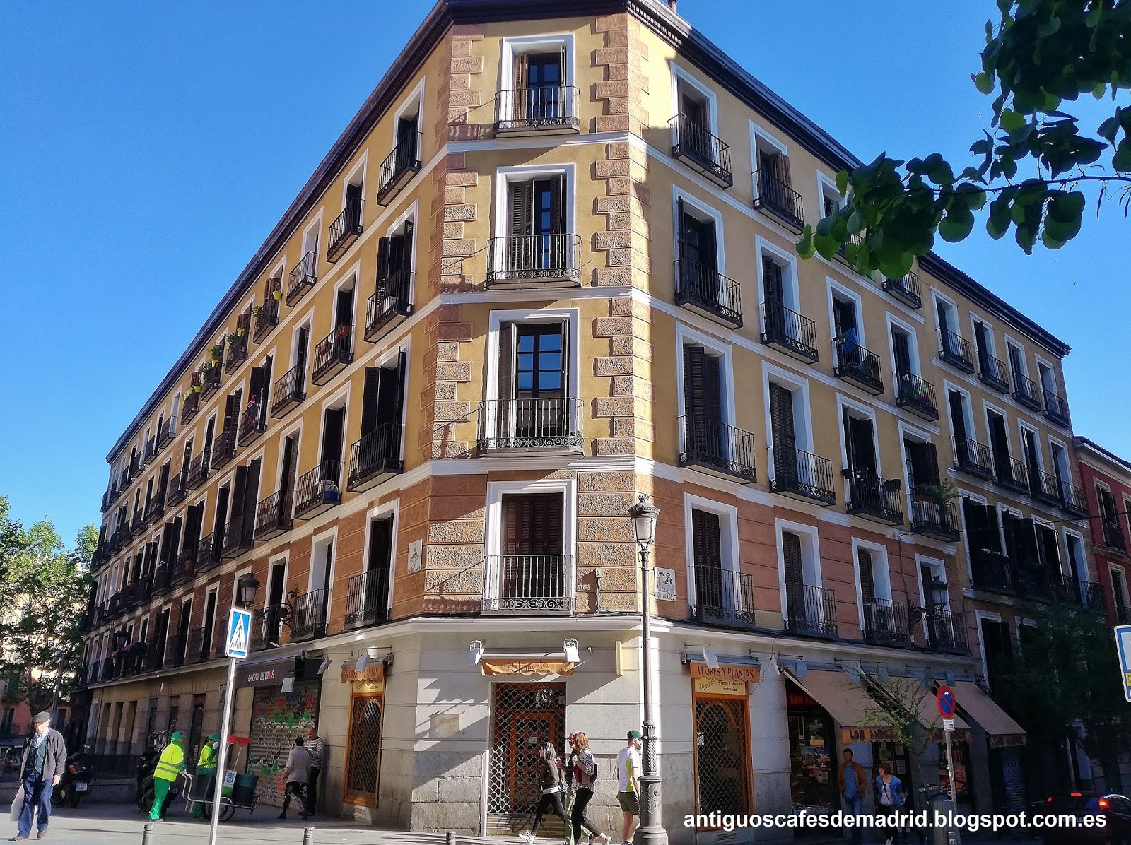 Antiguos Cafés de Madrid y otras cosas de la Villa. PASAJE, MERCADO Y