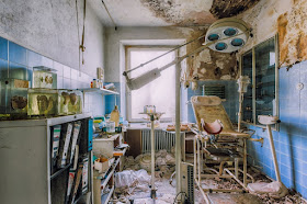 18-Christian-Richter-Architecture-with-Photographs-of-Abandoned-Buildings-www-designstack-co