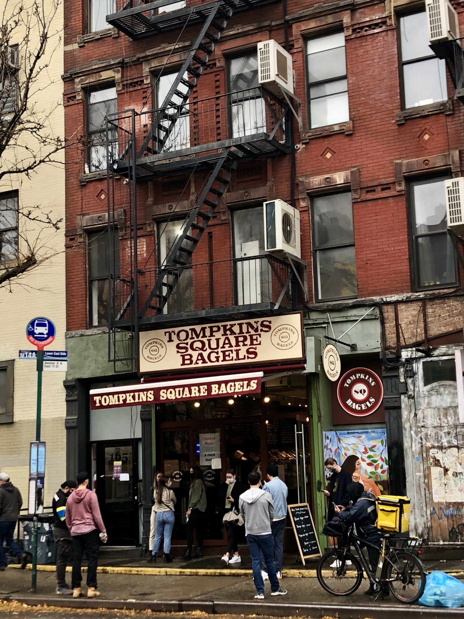 EV Grieve Tompkins Square Bagels on Avenue A continues on without gas — or help from the city