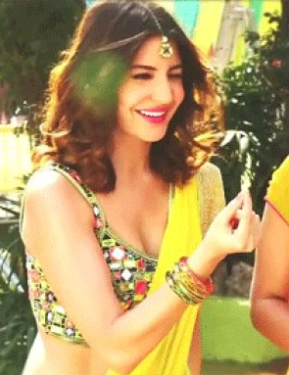 Anushka Sharma Yellow Saree