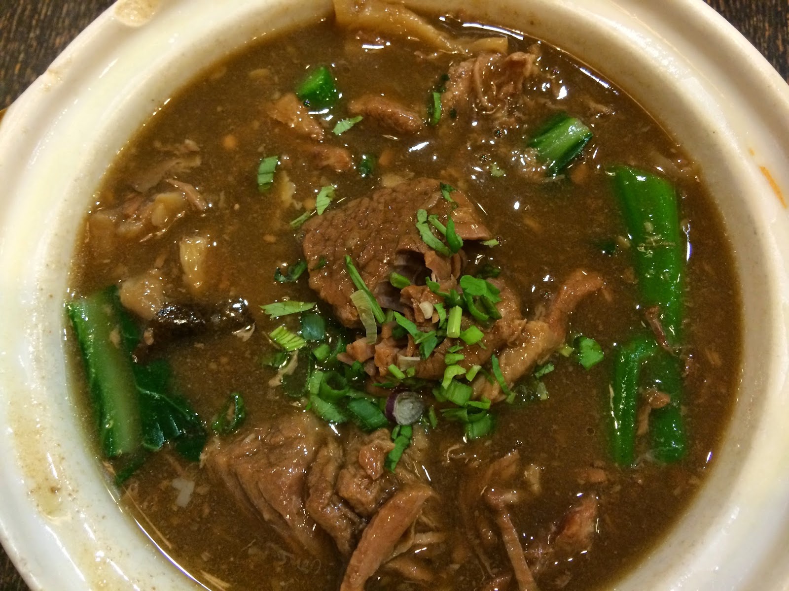 Wan Chai Hong Kong Tea Room (IMM) - Claypot Mixed Beef