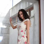 Jennifer Ann  Cute Floral Dress Foto 17