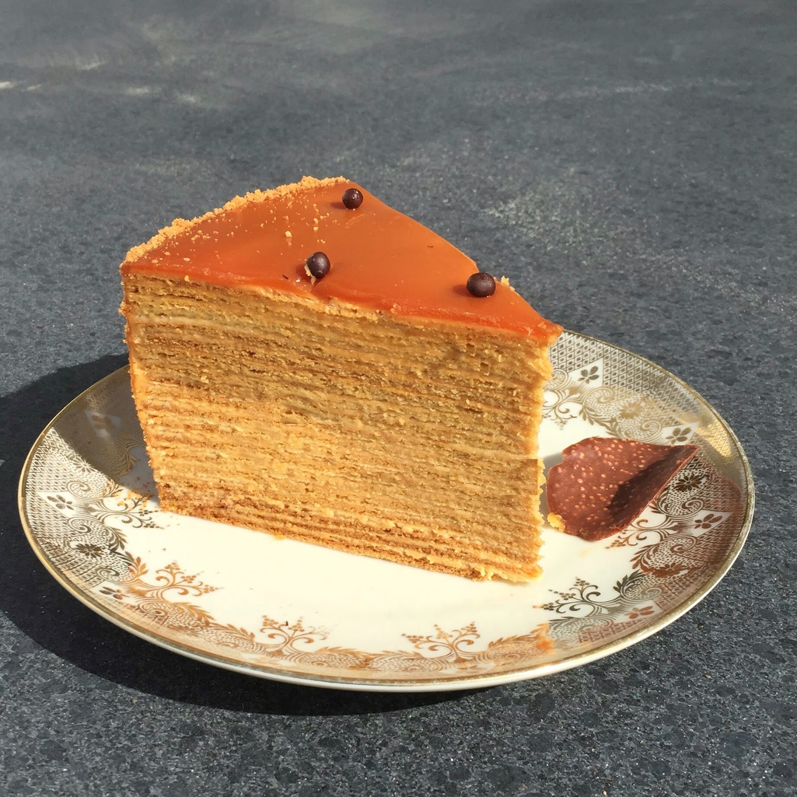 Hier wird mit Liebe gekocht: Karamell-Honig Torte