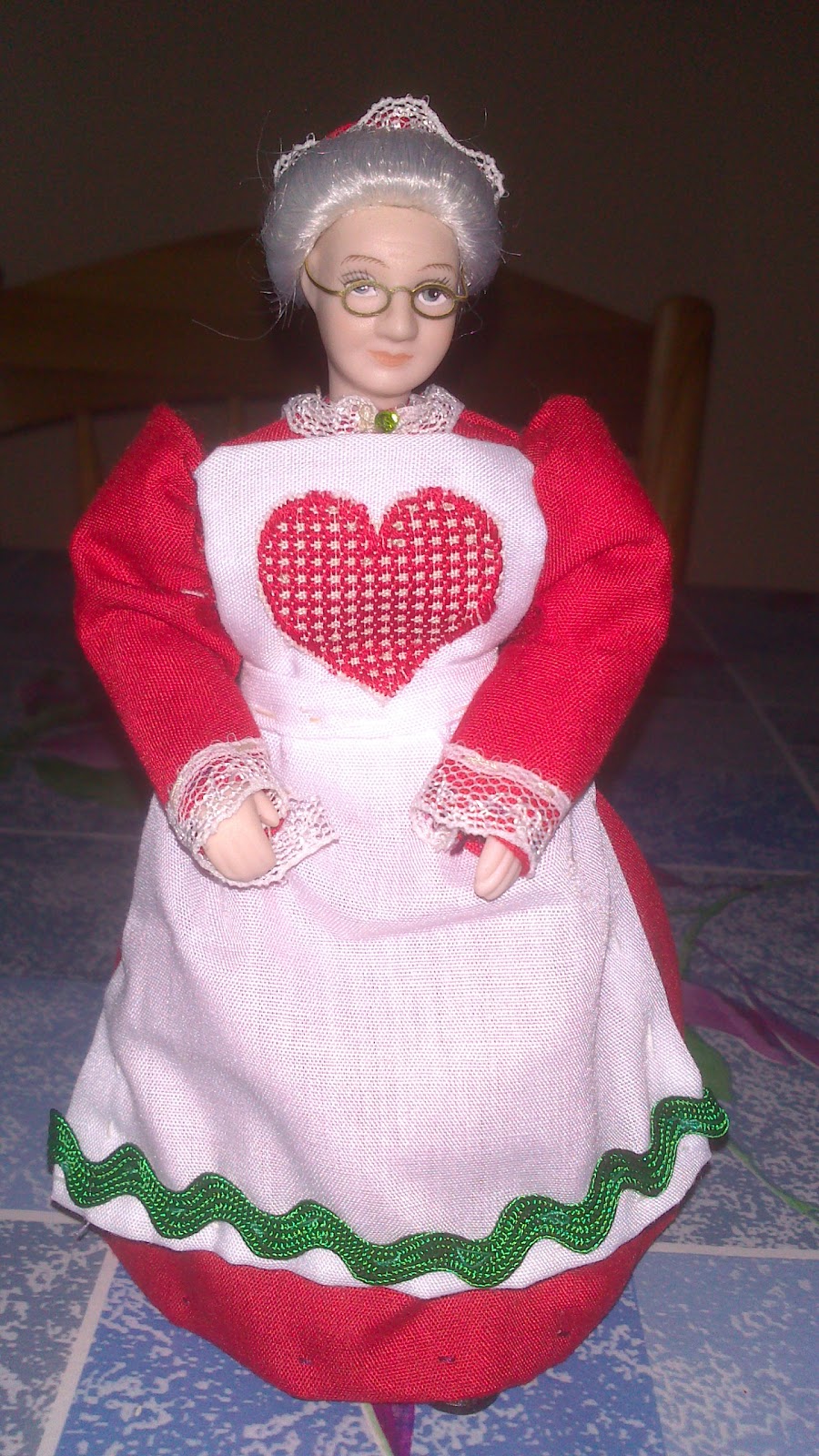 My Miniature World Dressing Up Mrs Claus