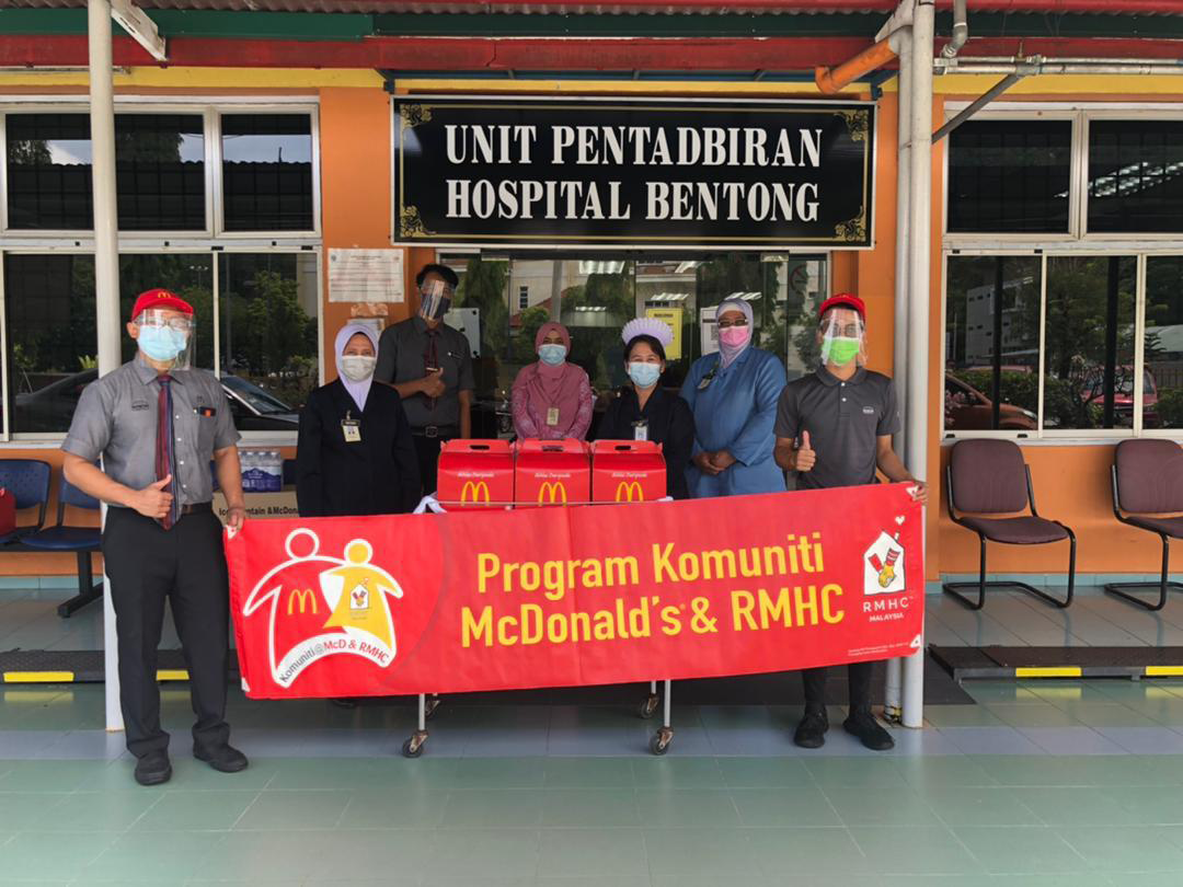 #KITABOLEH! McDonald's Malaysia Taja Makanan Bagi Petugas Kesihatan Hospital