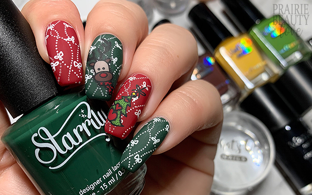 The 39 Prettiest Christmas & Holiday Nails : Nude and Red Christmas Coffin  Nails