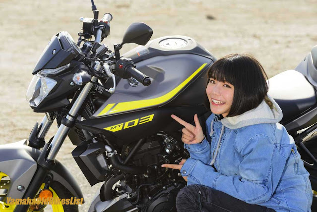 Cute Asian Girl With Yamaha MT-03